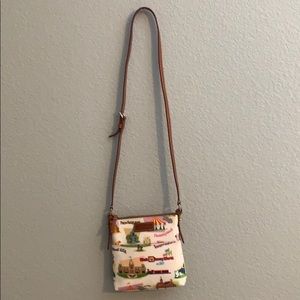 NWOT Dooney & Bourke Disney crossbody bag